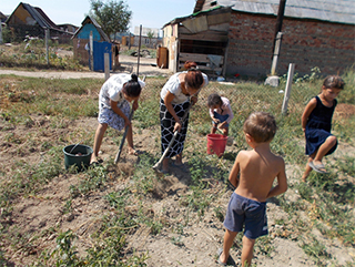 Bild 11 Zigeunerkinder Ukraine